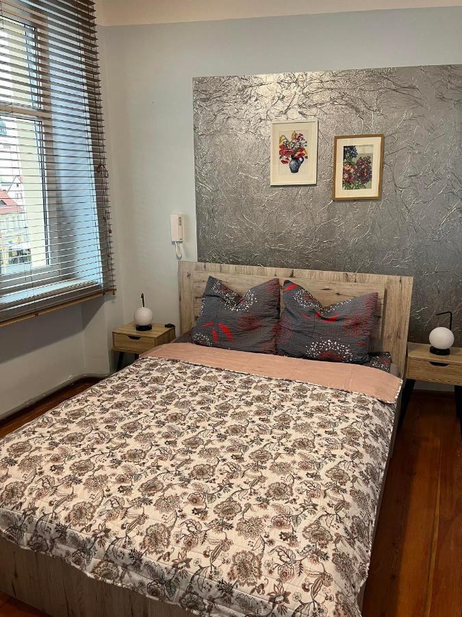 Jednosci Hostel Zielona Góra Esterno foto